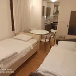 Zagreb Lake Star & Included Garage Parking Place